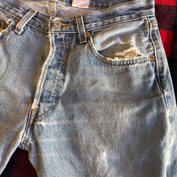 Levi's Jeans Mens 29x31 Blue 501 Distressed Grunge Punk Ripped Knee Denim Pants - Picture 7 of 8